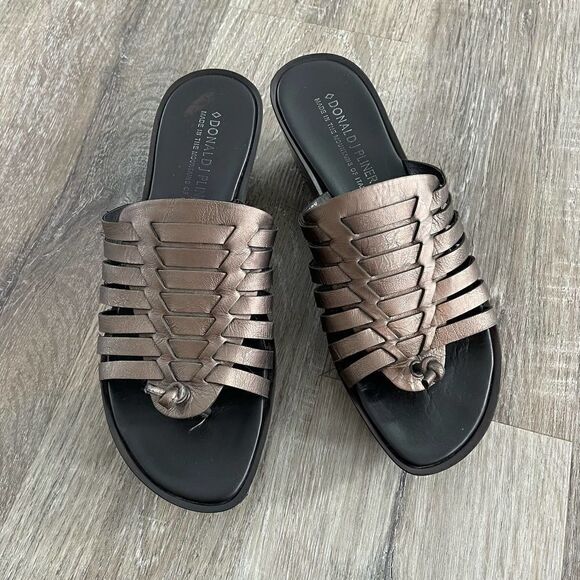 Donald J. Pliner Lea Bronze Platform Sandals - Size: 9.5 - Picture 8 of 11